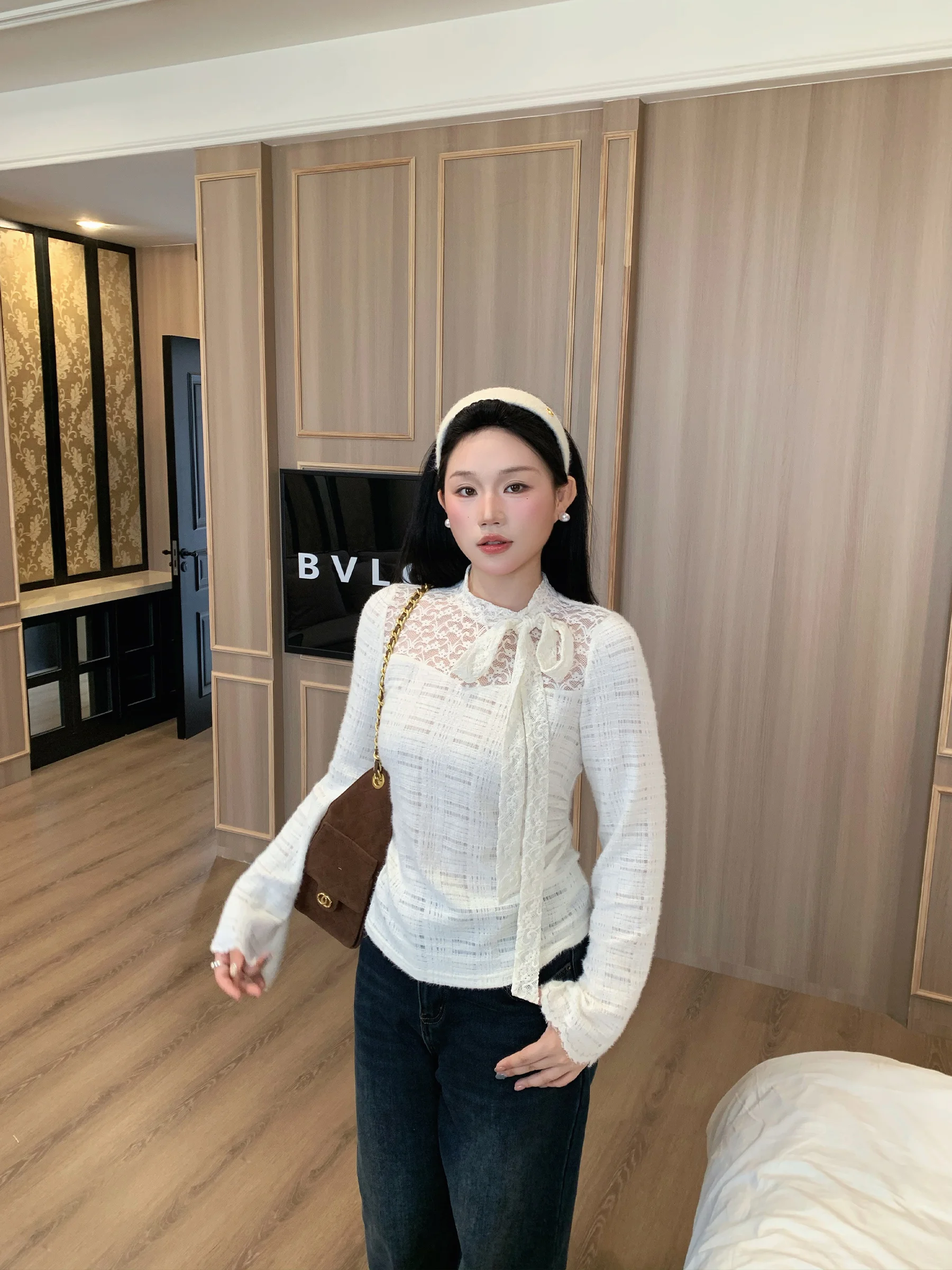 

Soft Hearted Puff Knitted Top Women's High-End Sensation Lace Trim White Base irt Hollow out Quali Upper Body Korean Sle