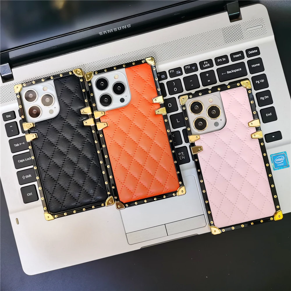 

Luxury Grid Phone Cover Retro Women 3D Plaid Lambskin Soft Leather Case For iphone 17 PRO MAX 17 Air 15 16 PRO 11 12 13 14 PLUS