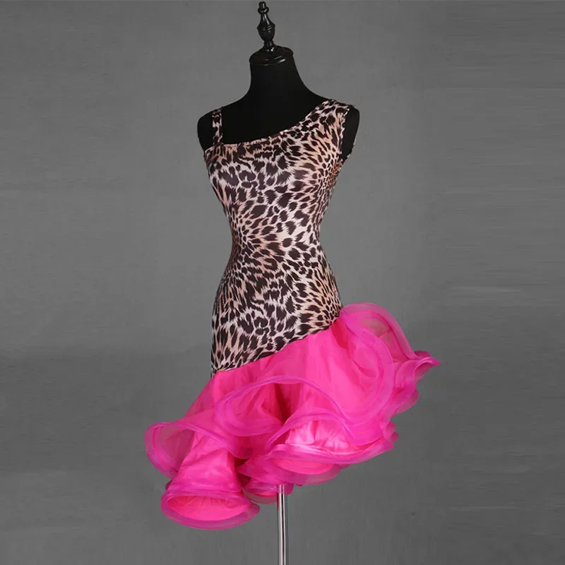 女性ラテンダンスドレスヒョウパッチワークレッドローズノースリーブダンス布サンバタンゴチャチャダンスパフォーマンス大人ラテン