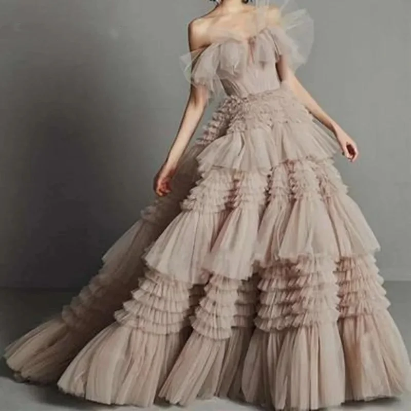 

Champagne Princess Evening Dresses Ball Gown Multilayer Off Shoulder Tiered Tulle Prom Party Gowns Robe De Soriee Customized