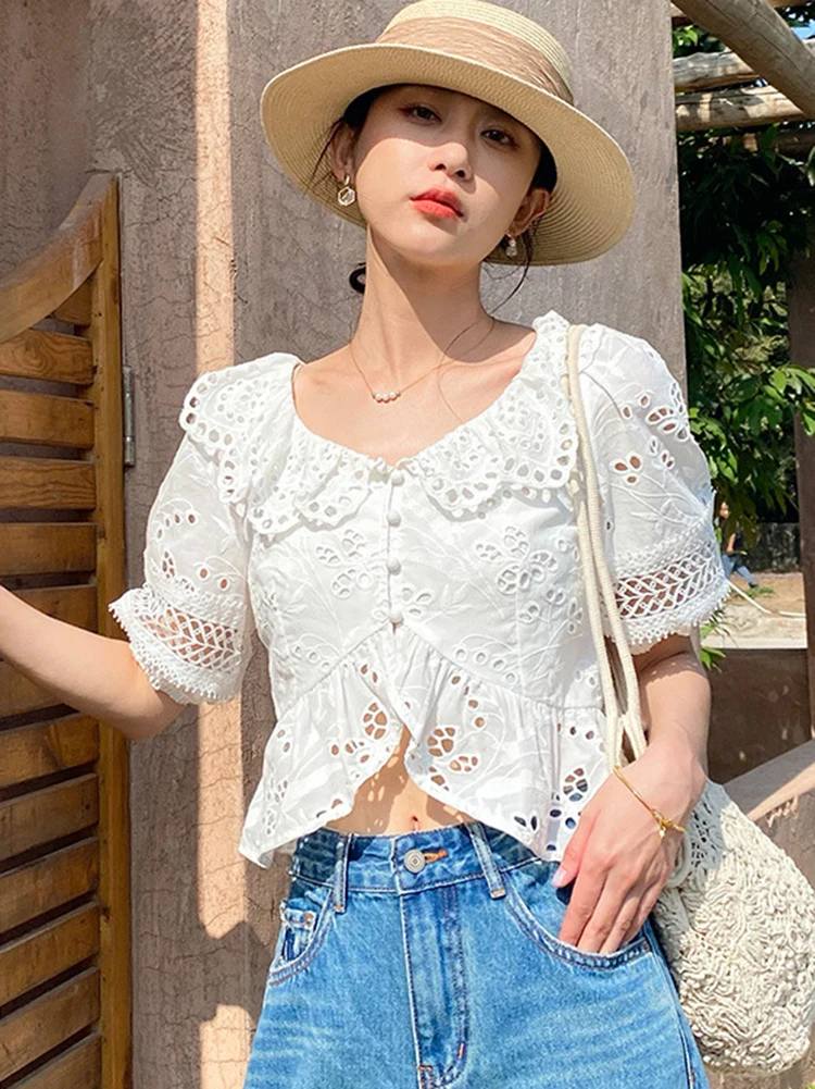 GypsyLady French Chic Emboridery Cropped Blouse Shirt Summer Cotton Lace Hollow Out Sexy Blouse Vocation Women Casual Tops New