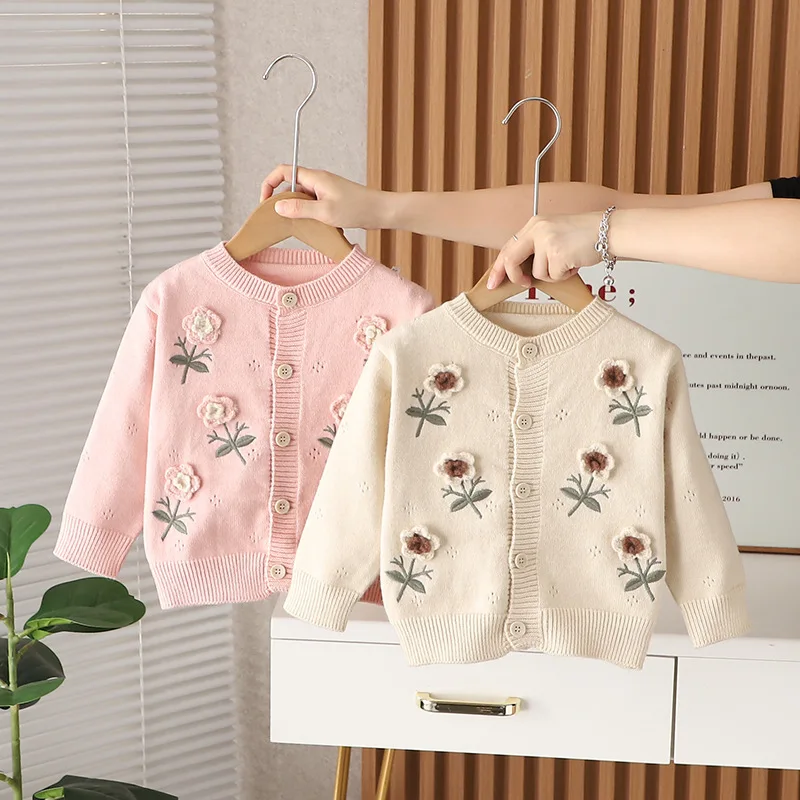 

Girls Sweater 2025 New Flowers Cardigan Baby's Fashionable Spring Autumn Knitwear Warm Embroidery Children Knitted Coats