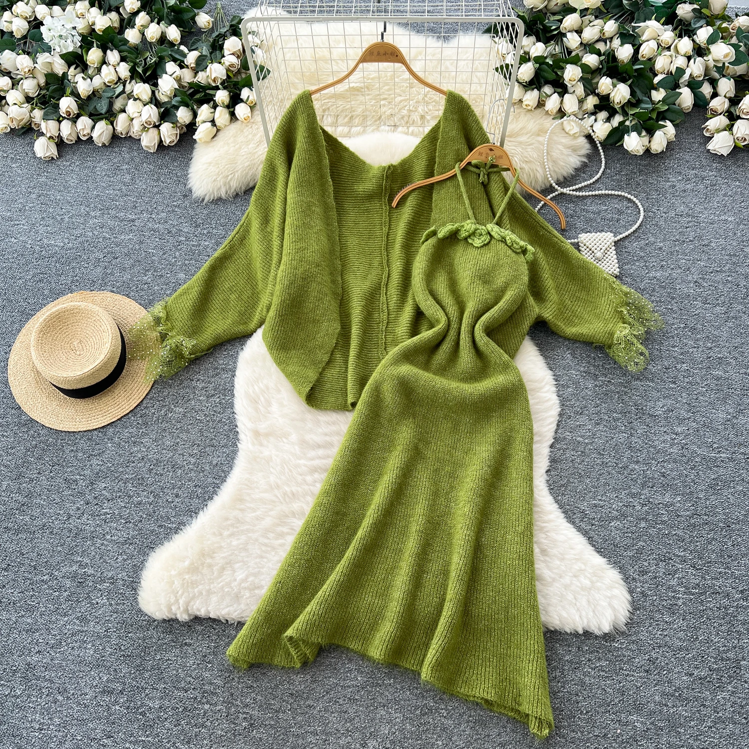 

ALPHALMODA 2025, бретелька на шее, трикотажное нижнее платье, + марлевые лоскутные рукава, свободный кардиган, женский модный костюм из 2 предметов