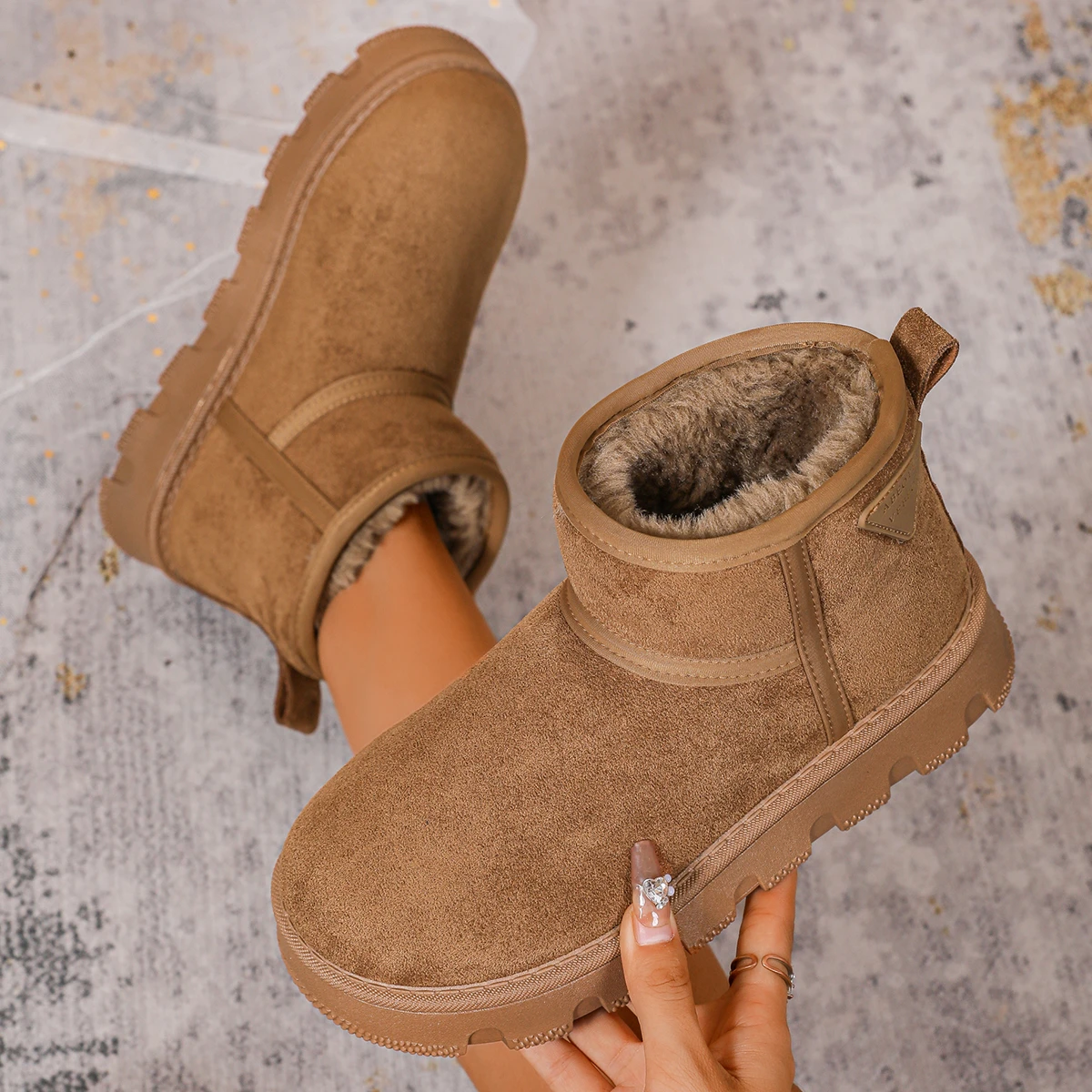 Зимняя дизайнерская женская обувь до щиколотки 2025 года. Женские меховые тапочки Tazz. Мужские тапочки-тасманы. Ультра-мини-роскошные брендовые женские боты.