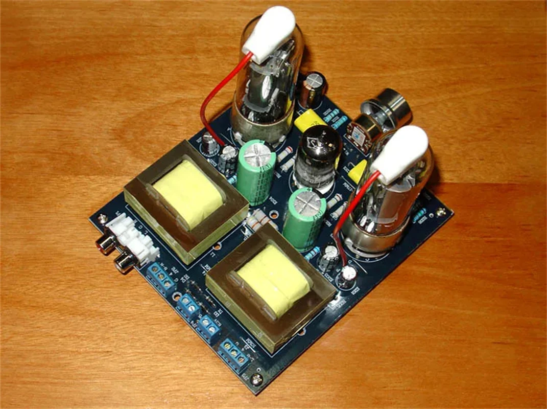 Najnowsza rura 6 n1/6 n2 + 6 p13p z pojedynczą klasą klasy gorączki wzmacniacz lampowy płyta 7W 7W ( 8 Ω)30-40Khz (-1dB)