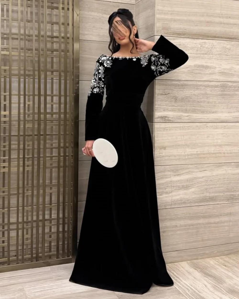 

Customized Modern Style Classic Robes De Soirée Scoop Neck Long Sleeves Evening Dresses Retro Beading Rhinestone Party Dresses
