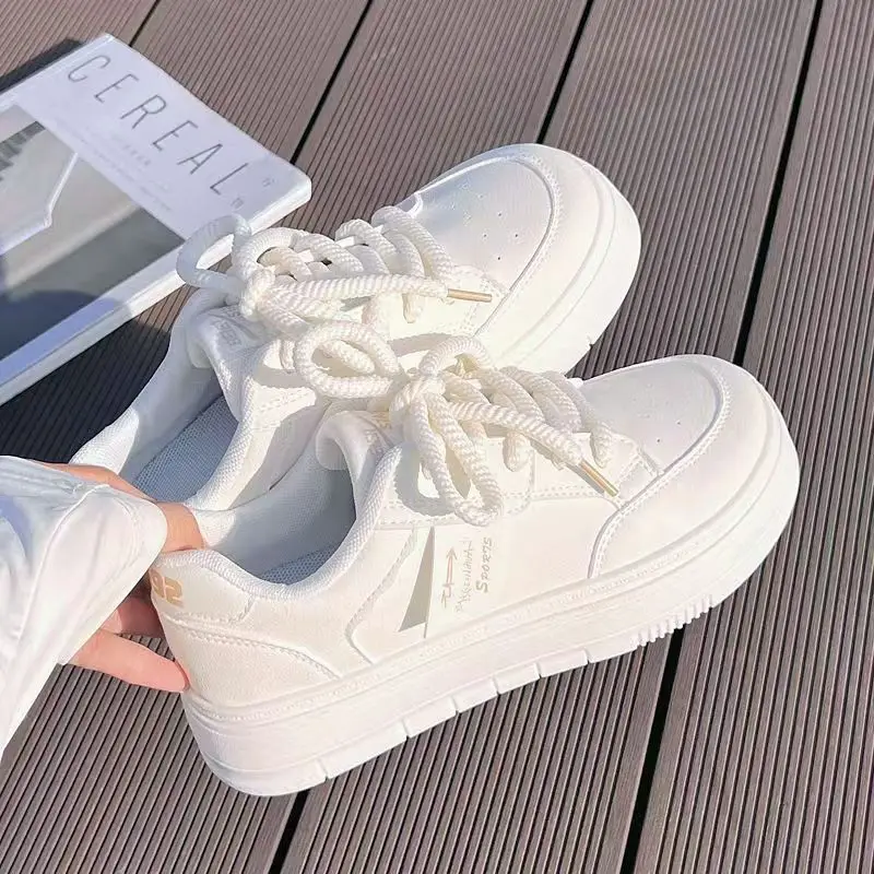 

2024 Women Leather Flat Shoes Autumn New Fashion Breathable Vulcanized White Sports Lace Up Thick Soled Casual Shoes for Women