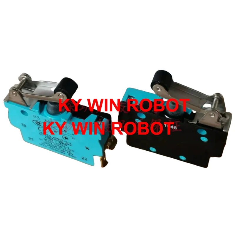 

1PCS/LOTS 100% 83240013 original French micro switch cROUZET travel limit button with roller handle 4-pin IC Electronic componen