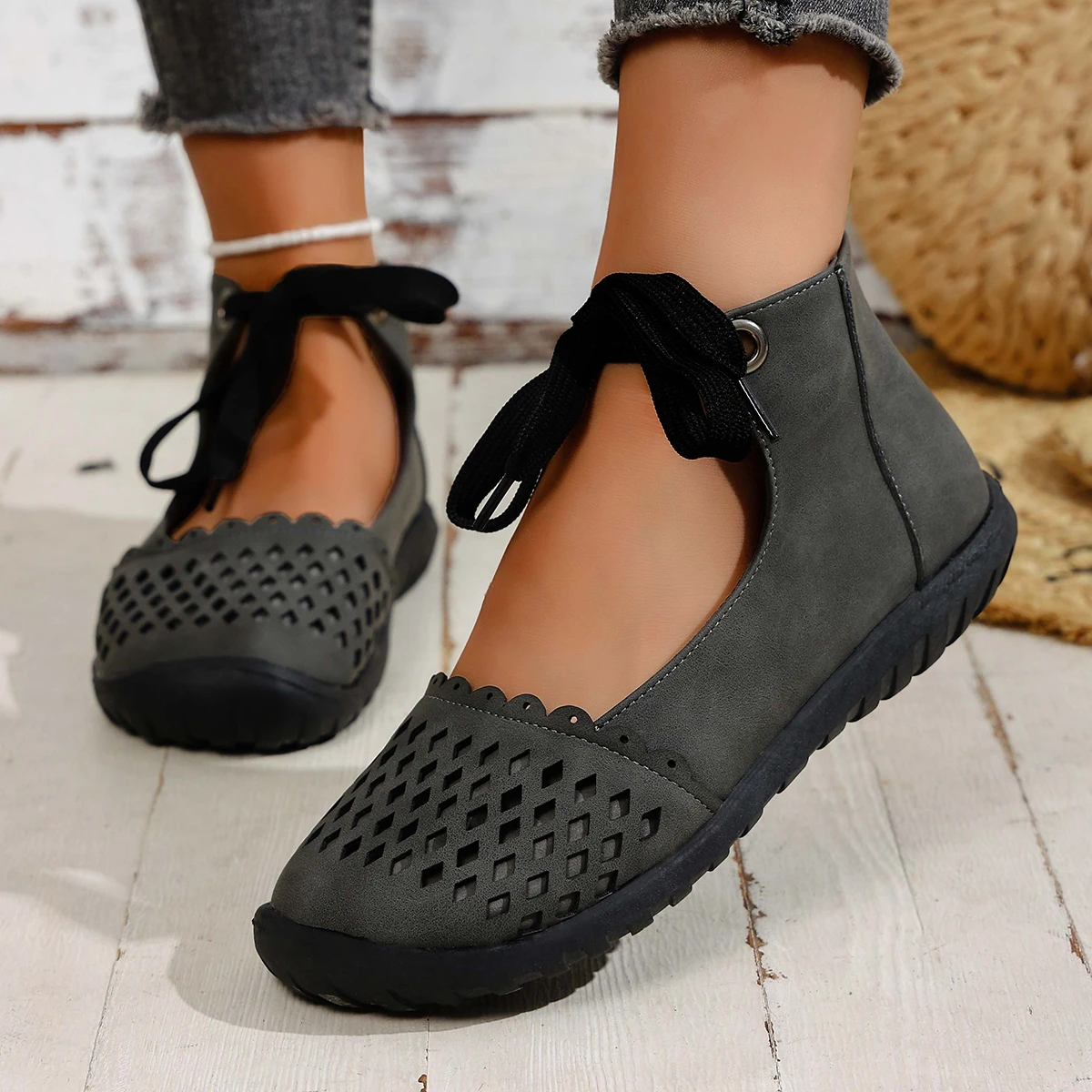 Fashion Women Loafers 2025 New Breathable Sandals Spring Autumn Large Size Sneakers of Sport Luxury Comfort Flats Shoes Women view 3