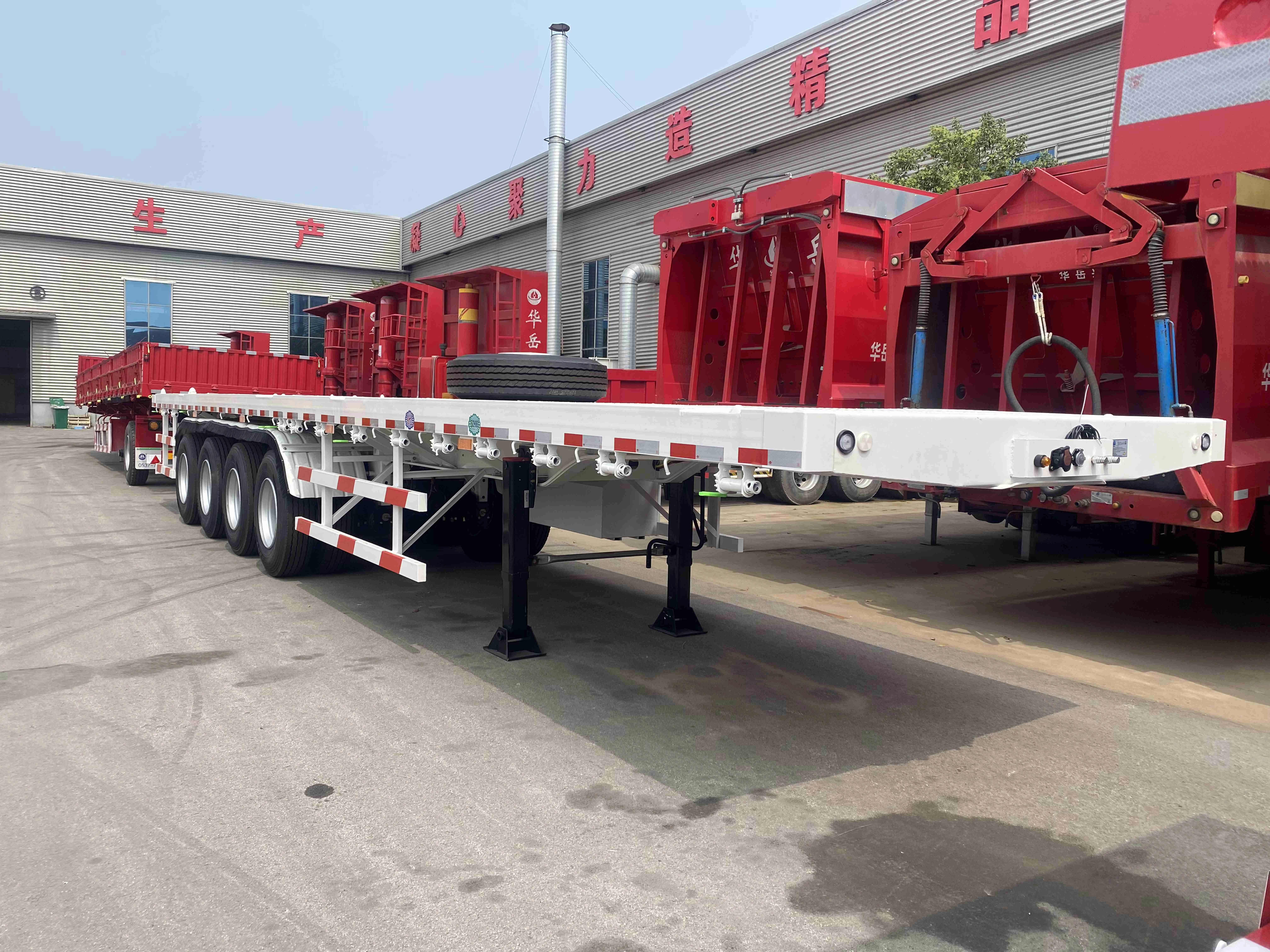Used 20ft 50ft Flatbed Semi-Trailer 2 3 5 Axles for Shipping High Quality view 5