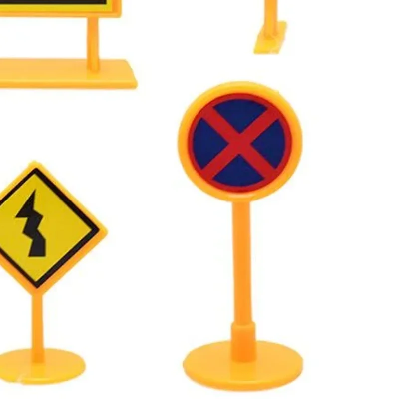 8 pezzi di cartello stradale per ingegneria cittadina per casa delle bambole, modello di traffico giallo, oggetto di simulazione, ornamento, giocattoli in miniatura, accessori per casa delle bambole