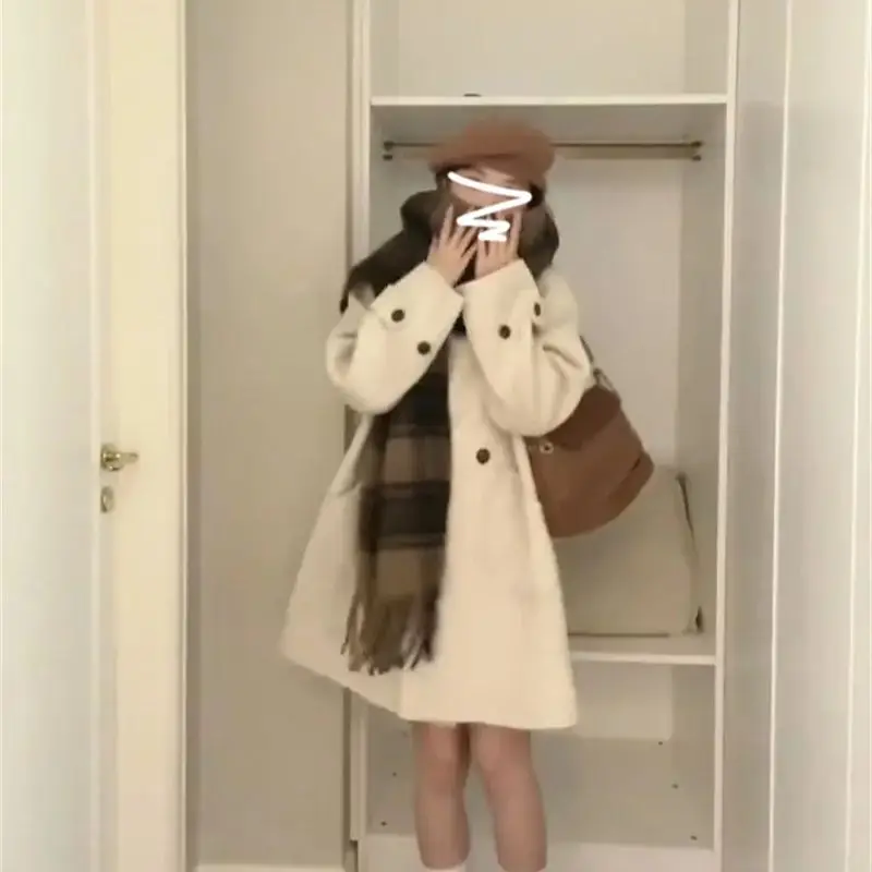 Short Petite Coat for Women in Autumn Winter With High-end Feel 2024 New Loose Popular Gray Cape Korean Woolen Coat Solid Color