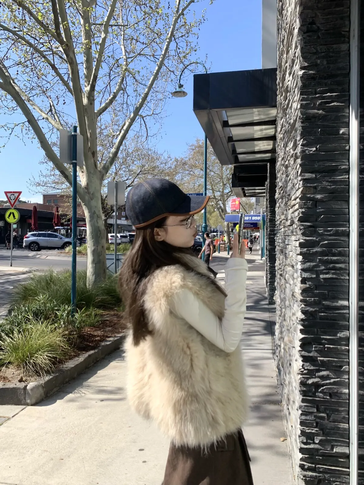 

Korean Sle Loose Warm Svel Furry Vest Women's Autumn Winter New Design Sense Furry oulder Pad Jaet Outerwear