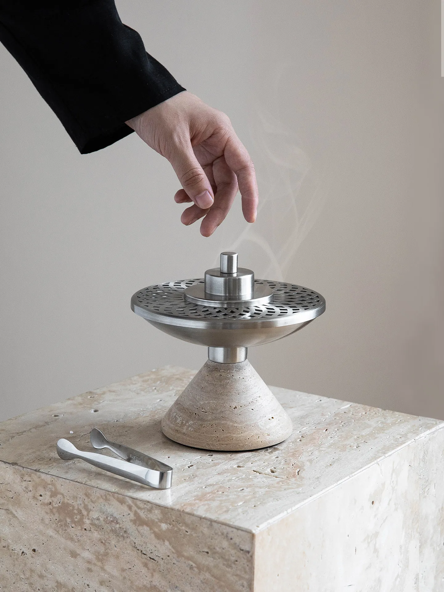 Natural Travertine Incense Bur - đánh giá và giá Home Fragrance Vanilla Cashmere