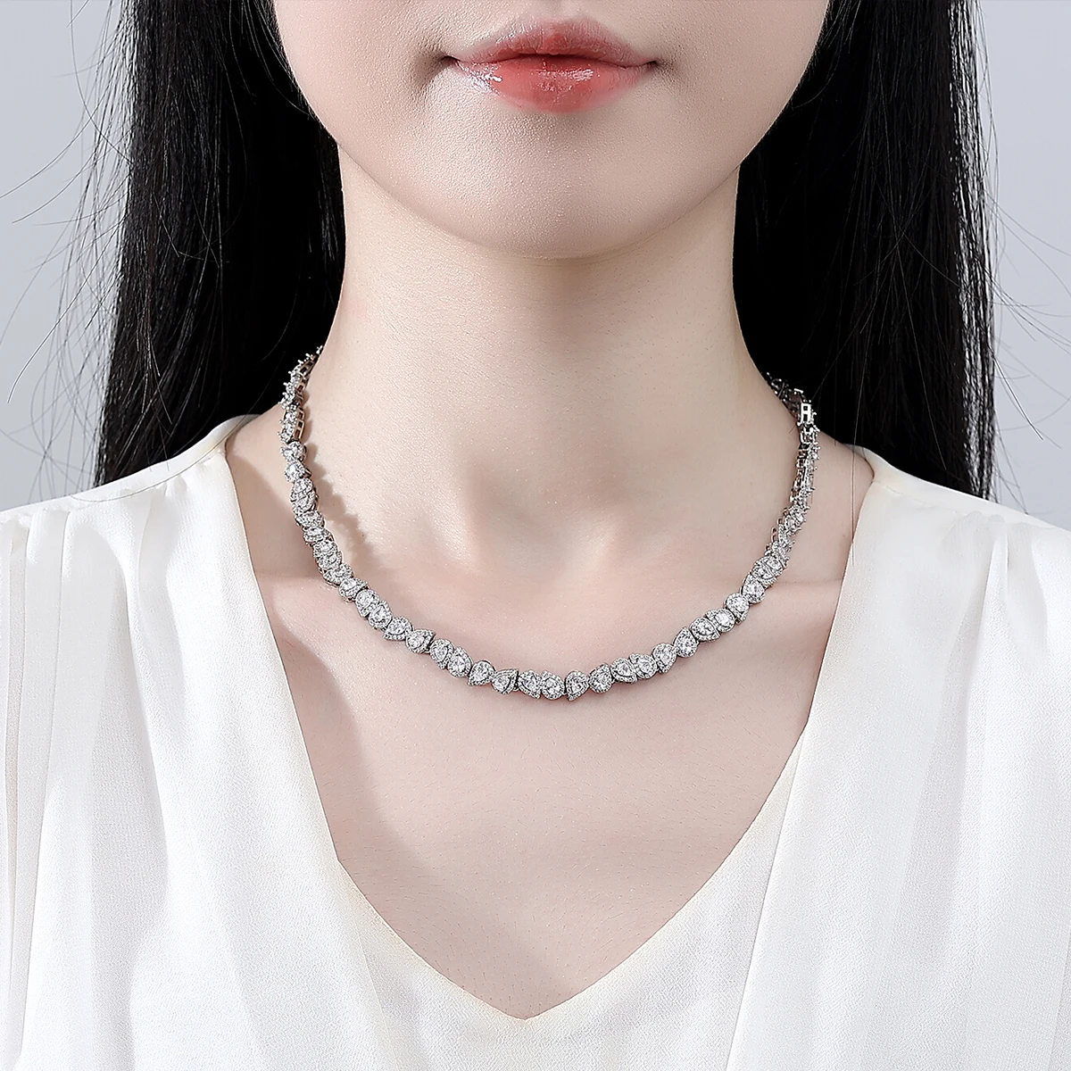 LUOTEEMI Simple Design Luxury Necklace Vintage Classic Women Wedding Engaement Chains Minimalism Elegant Jerwelry for Party Gift