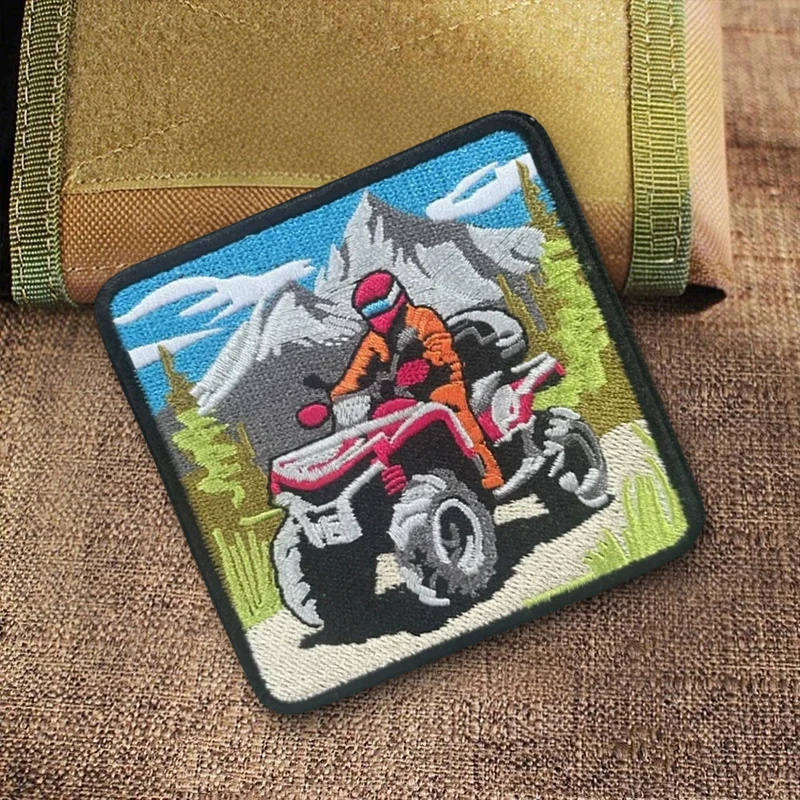 Parche táctico Super Quad Bike bordado – Insignia de moral con velcro - imagen 3