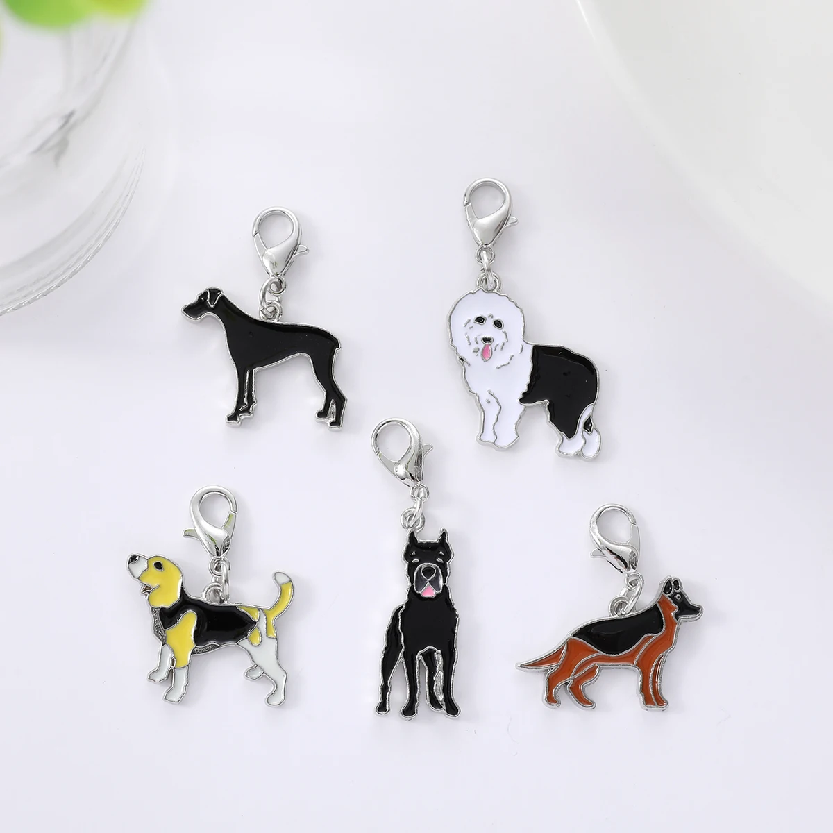 5 Pcs Cute Dog And Cat Animal Enamel Charms bulk Silver Color Keychain Backpack Women Girls Keyring Decoration Pendant Car Keys