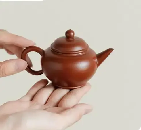 85ml Authentic Yixing Purple Clay Teapots Handmade Level Small Pot Raw Ore Zhu Mud Tea Maker Kettle Zisha Teaset Cafes Drinkware