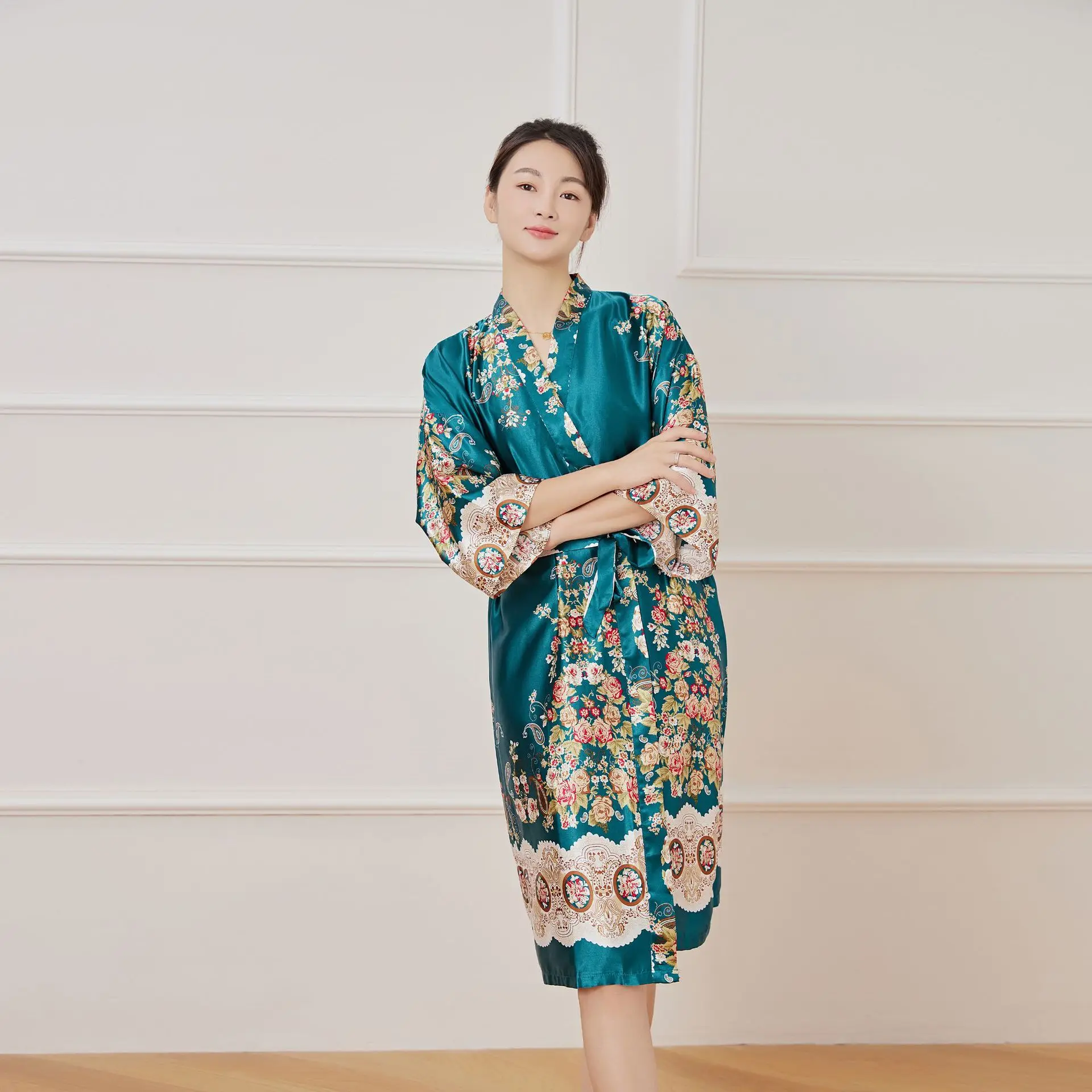 New Arrival Kimono Robe Women\'s Silky Satin Bathrobe Flower Printed Kaftan Robe Gown With Belt Female Japanese Yukata