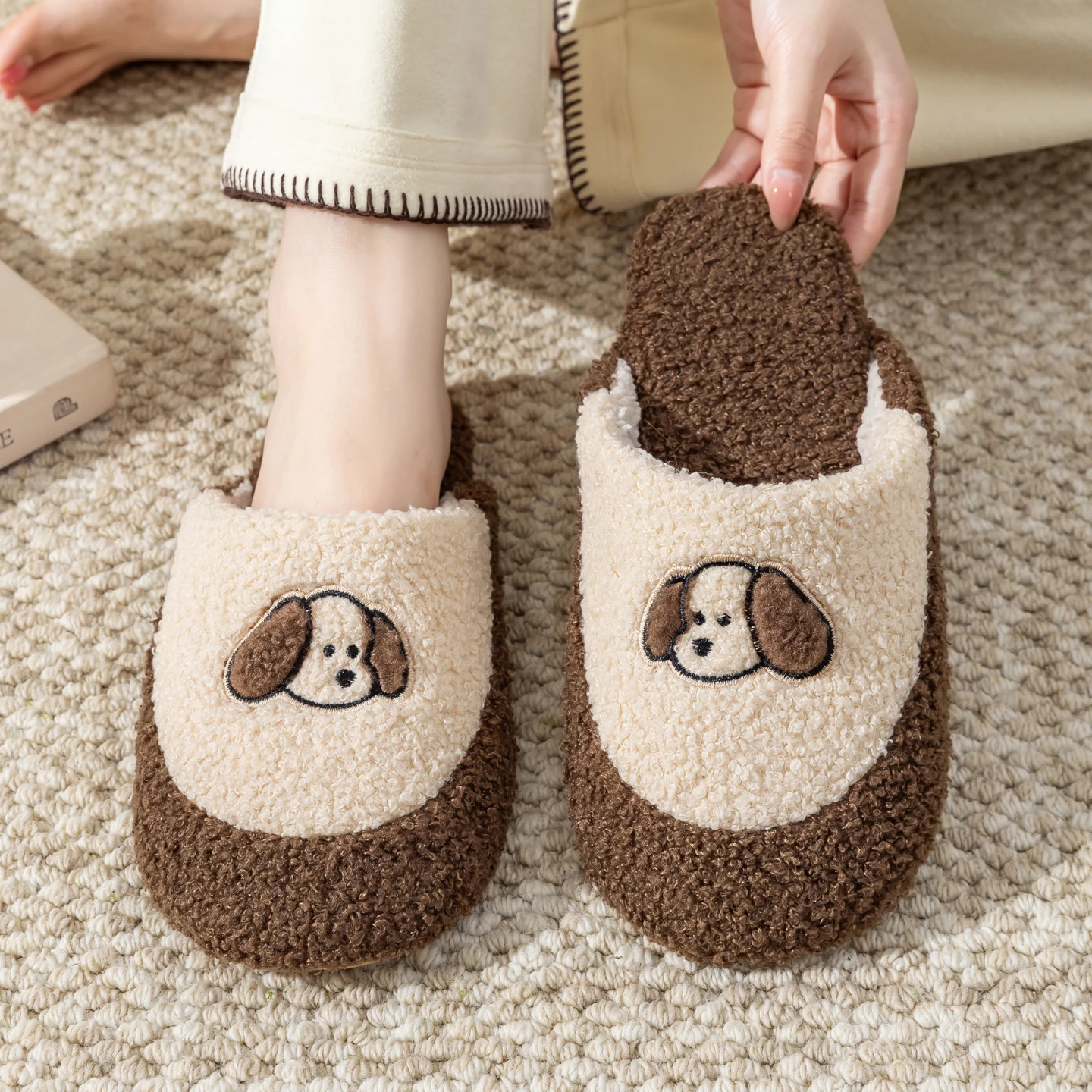 Ultra Soft Warm Fleece Lined Slippers for Men Indoor Non-Slip House Shoes,Cushioned Flat Bottom Winter Bedroom Slippers for Home