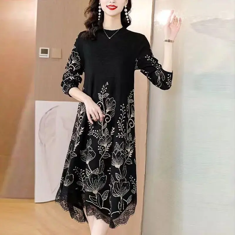 Autumn Winter Women\'s Korean Fashion Print Lace Patchwork Elegant Knitted Dresses Ladies Long Sleeve Loose Irregular Midi Dress