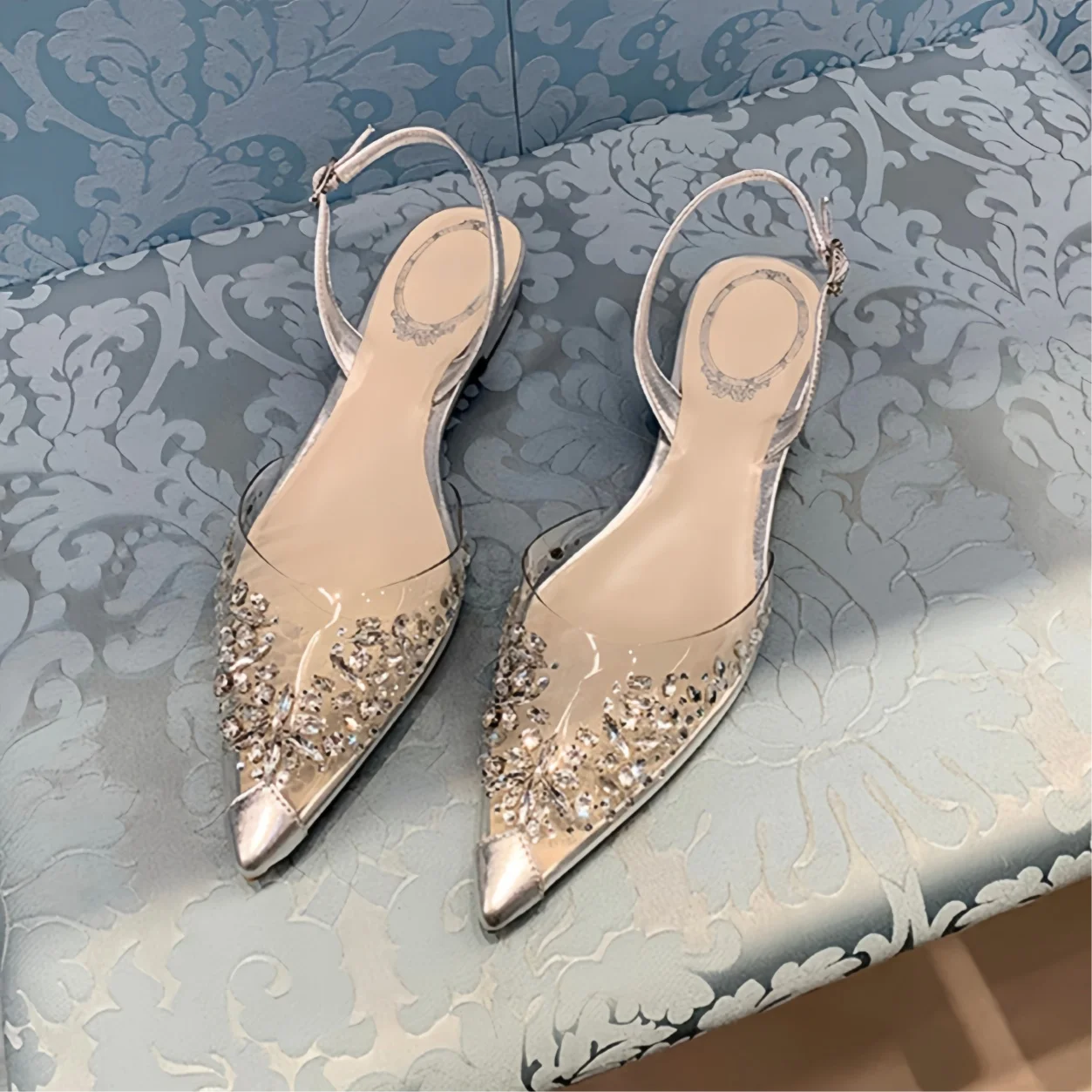 

Fairy Rhinestone Transparent Sandals Summer Beautiful Wedding Shoes Baotou Low Heel Shoes Flat Pointed Crystal Women's Pumps