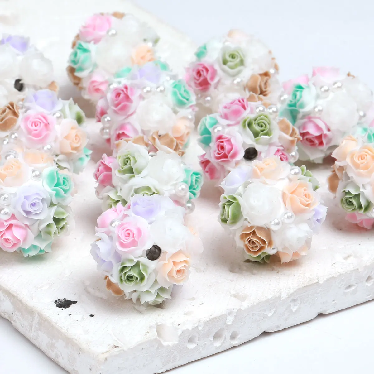 

2cm 6pcs Random Color Mix Embed Artificial Pearl Flower Ball Acrylic Beads For Jewelry Making Charm DIY For Making Bracelets,