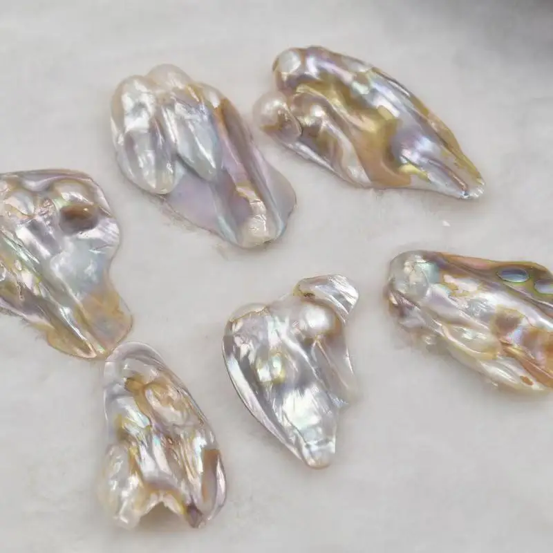 Wholesale 20-50mm Large Cultured Blister Pearl in Shell