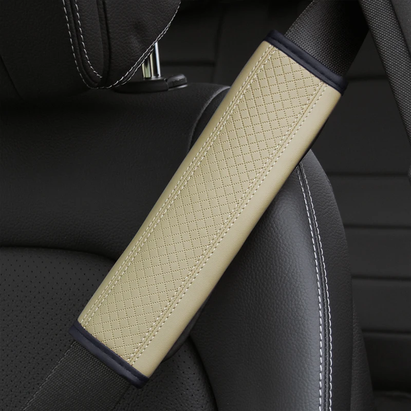 PU-Leder-Auto-Schulterschutz-Abdeckungsset mit geprägtem Karomuster, Sicherheitsgurt, Dekoration, Innenraum, Fahrzeugzubehör – Detail 10