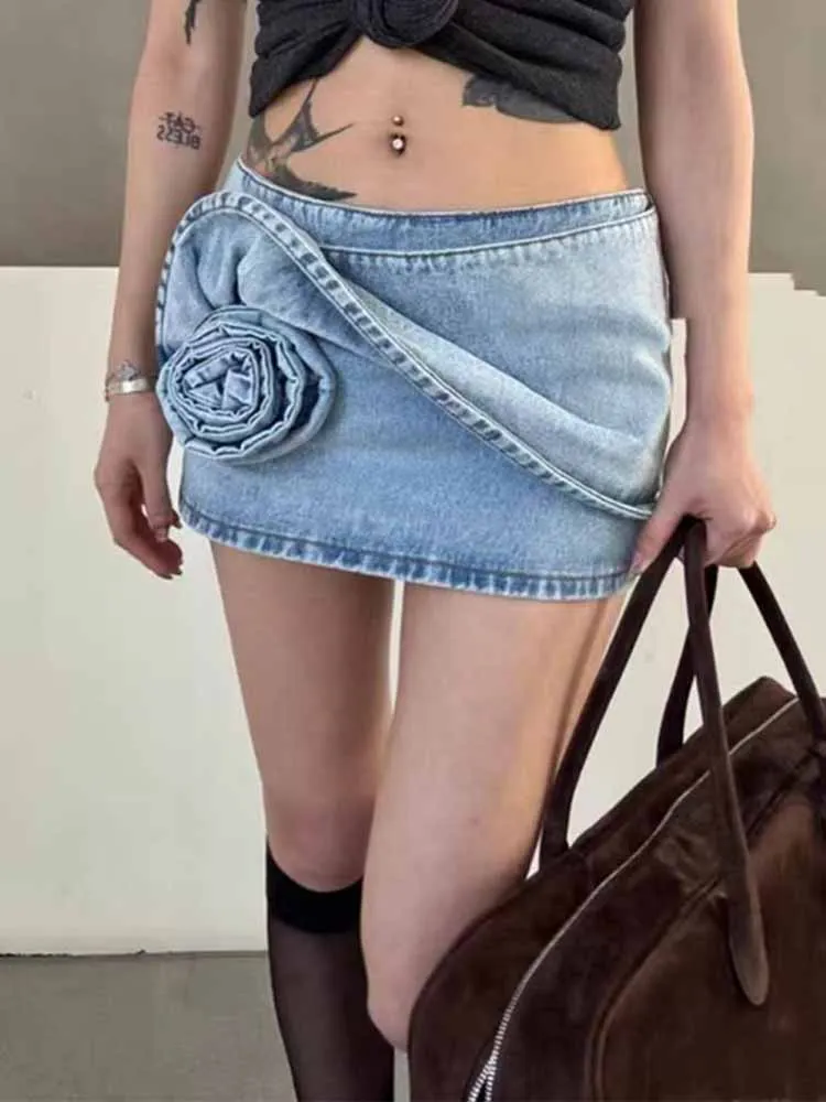 

BKQU Летняя шикарная джинсовая юбка с 3D цветком, женская ретро синяя стираная прямая мини-джинсовая юбка с высокой талией, трендовая уличная одежда 2025 года