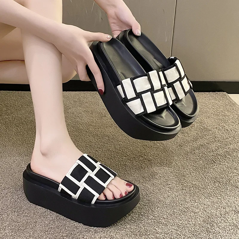 Summer 2023 Chunky Sandals Women\'s Thick Bottom Wedge Heels Slides 7CM High Heels Platform Leather Casual Beach Flip Flops Woman