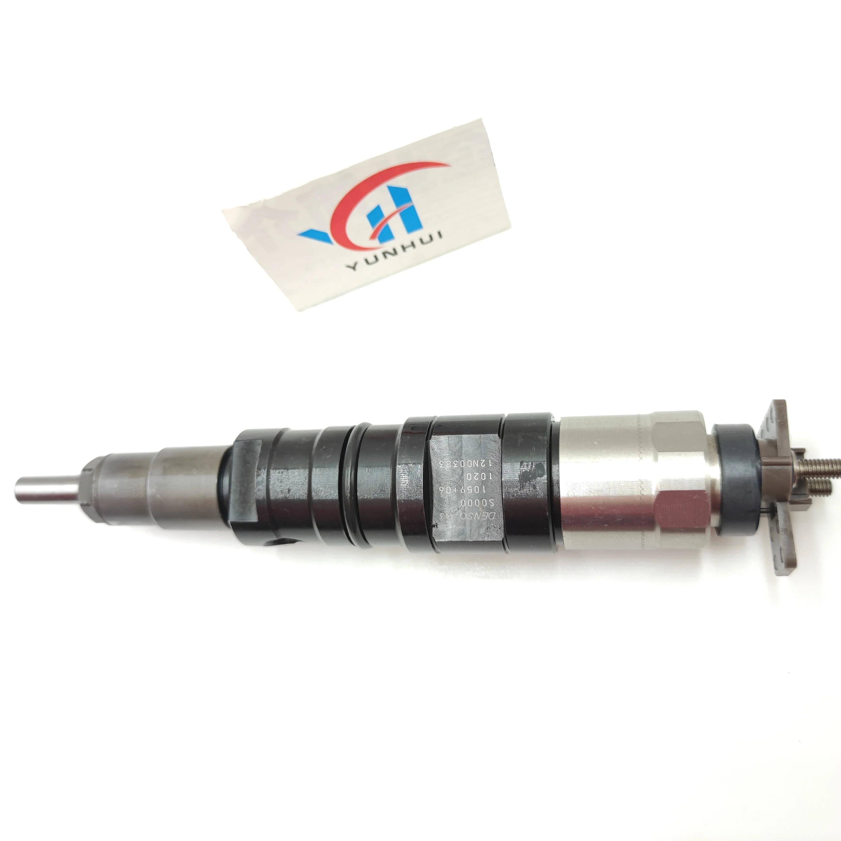 

Denso Diesel Fuel Injector Common Rail Injector 095000-1020 For Heavy Truck YC4FA YC4A Engine