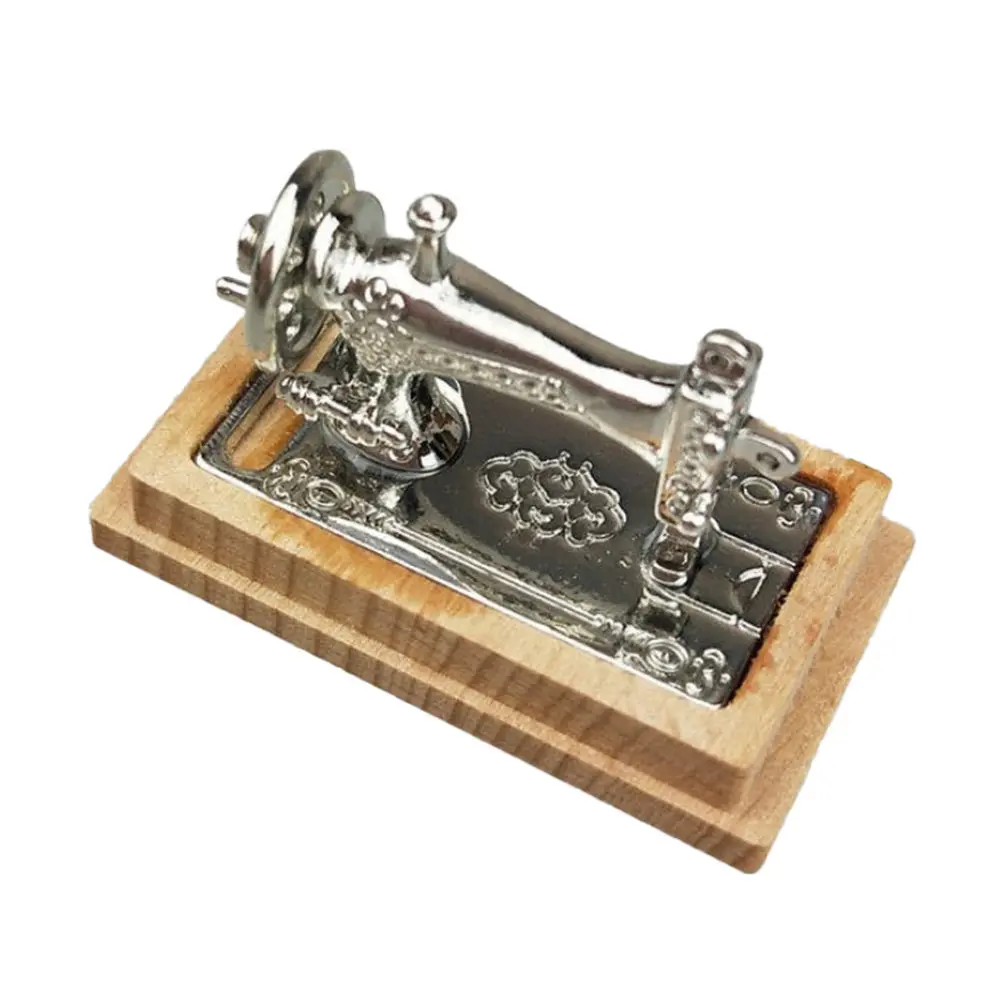 Miniature Sewing Machine Wooden Small Size Decorative Mini House Accessory Safe Environmentally Friendly Sewing Machine