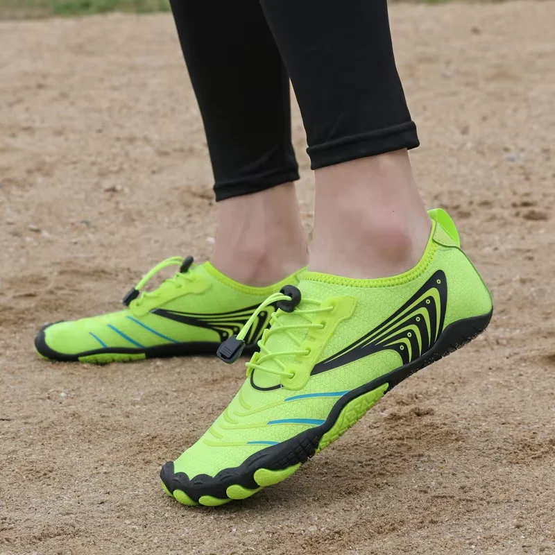 

Lightweight Men Women Water Shoes Breathable Outdoor Fitness Seaside Beach Sports Running Sneakers Casual Barefoot Shoes