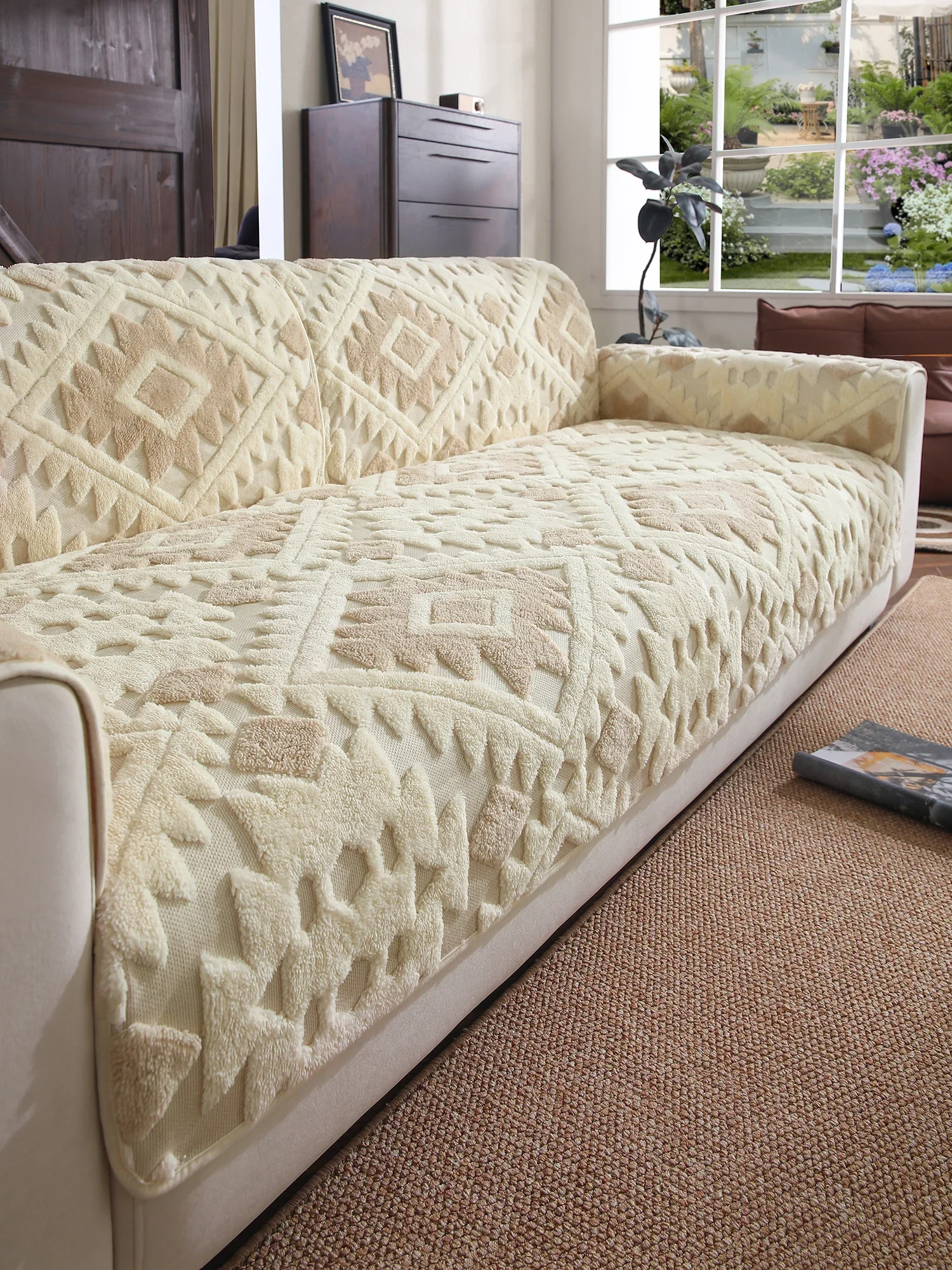 

Multicolored Winter Sofa Cover Slipcover Stretch Elastic Fabric Waterproof Couch Protector for Home Furniture and Pet Owners