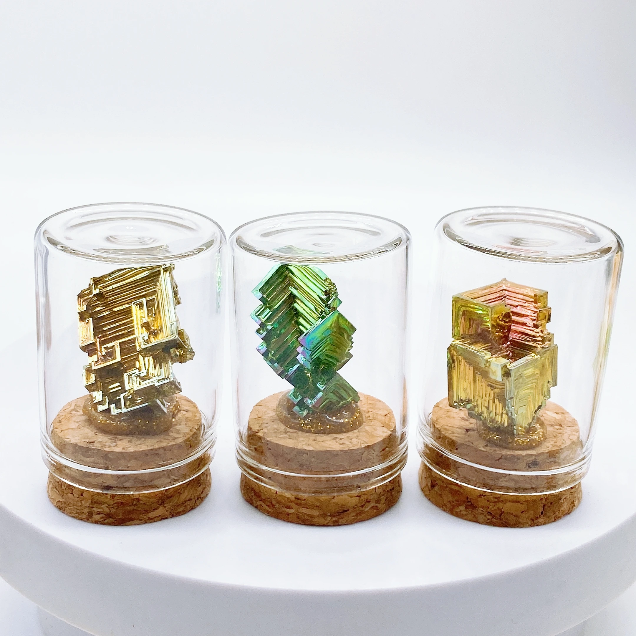 1PC Natural Metal Stone Irregular Bismuth Ore Specimen Glass Wishing Bottle Raw Mineral Home Decoration Teaching Materials Gift