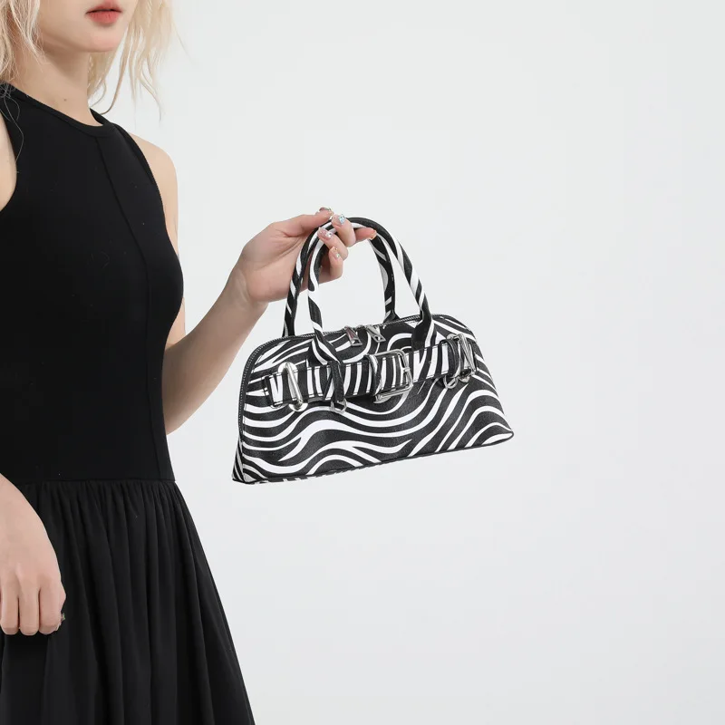 

​​2025 SS Leopard Print Tote Bag, Fashion-Forward Shoulder & Crossbody Purse for Women, Convertible Top Handle Day to Night Bag