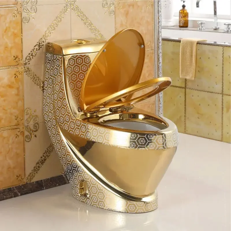 for European Royal Luxury Electroplated S Trap Golden Color Water Closet Bathroom Commode One Piece Gold Toilet Bowl