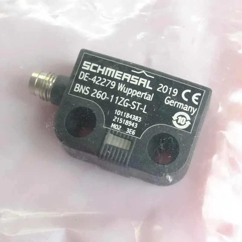 SCHMERSAL New BNS 260-11ZG-ST-L 101184383 security sensor