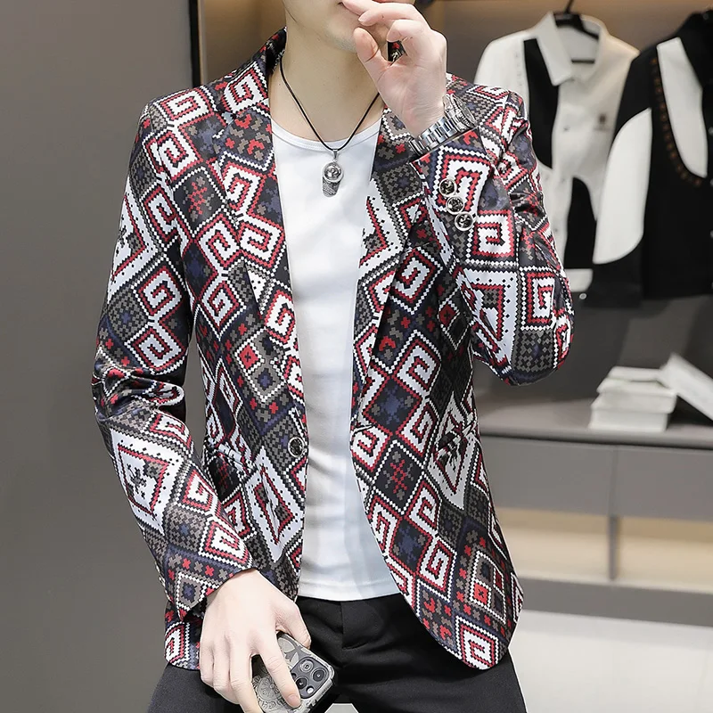 Spring Long-sleeved Small Suit Male Korean Version Slim Handsome Youth Fashion Casual All-match Trend Coat  Polyester  Blazer