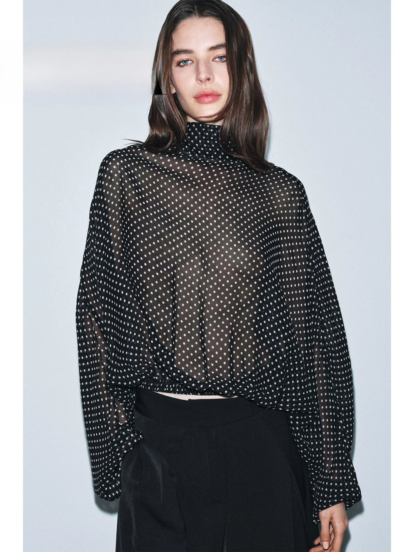 

Spring 2026 Unique Beautiful Loose Polka Dot Bow Tie Long Sve irt Women's Casual Sle High Collar No Special Function