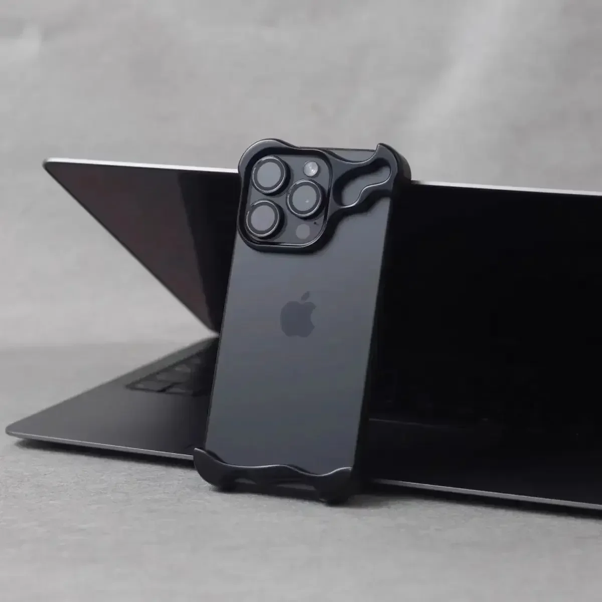 NONE Unregelmäßige Metall Stoßstange Telefon Fall Für IPhone 17 16 15 14 13 12 Pro Max Plus Objektiv Film Schutz Nackte Aluminium stoßfest Abdeckung 6