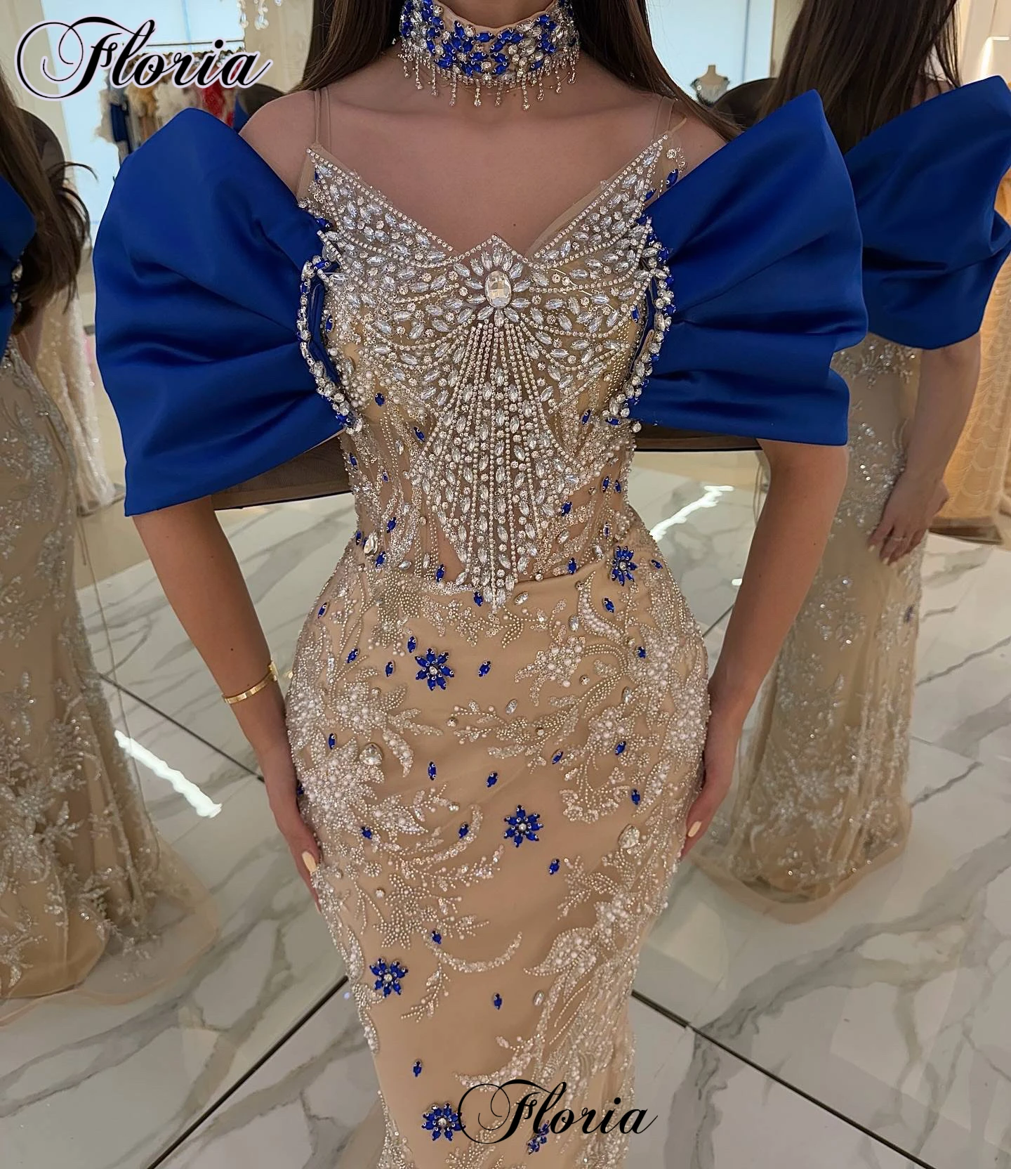 2026 Elegante Promi-Kleider mit Halskette Schulterfreie Abendkleider Ballkleider Meerjungfrau-Stil Vestidos De Noche Maßanfertigung