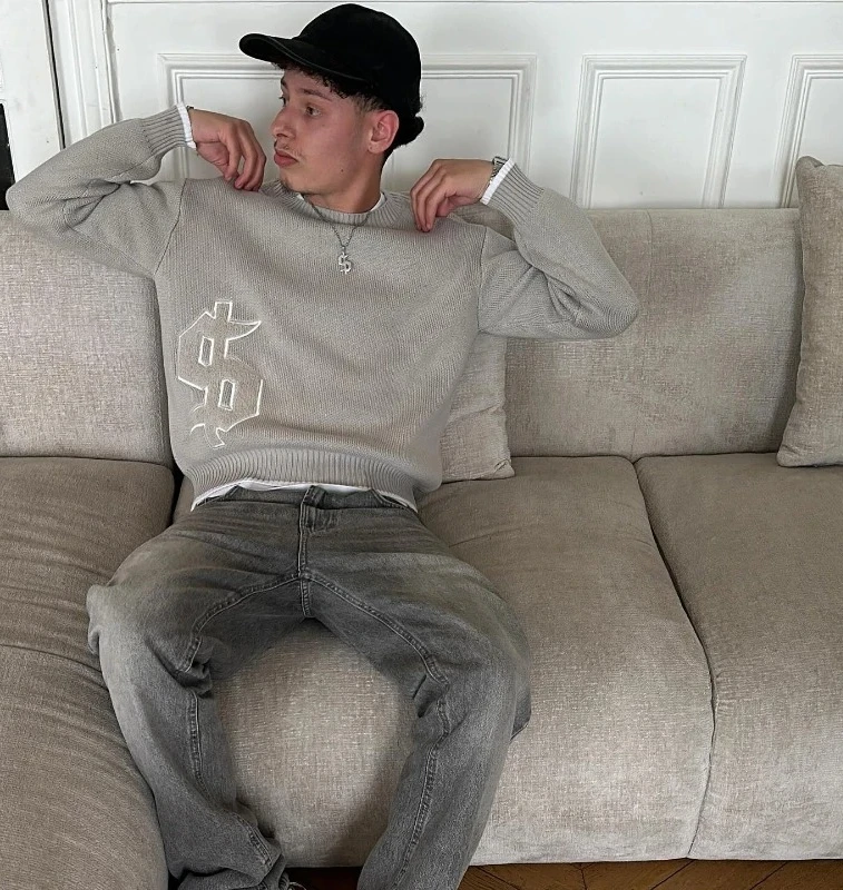 

Men's Retro Harajuku Sweater Graphic Print Pullover Round Neck Boxy Oversized Knit Sweater Warm Autumn Winter Casual