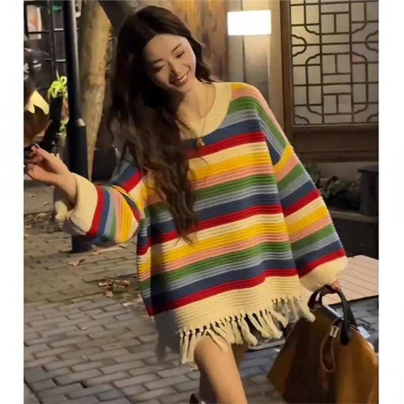 

Полосатый вязаный свитер с кисточками и длинными рукавами для женщин, осенний новый свободный нишевый уникальный топ тренд