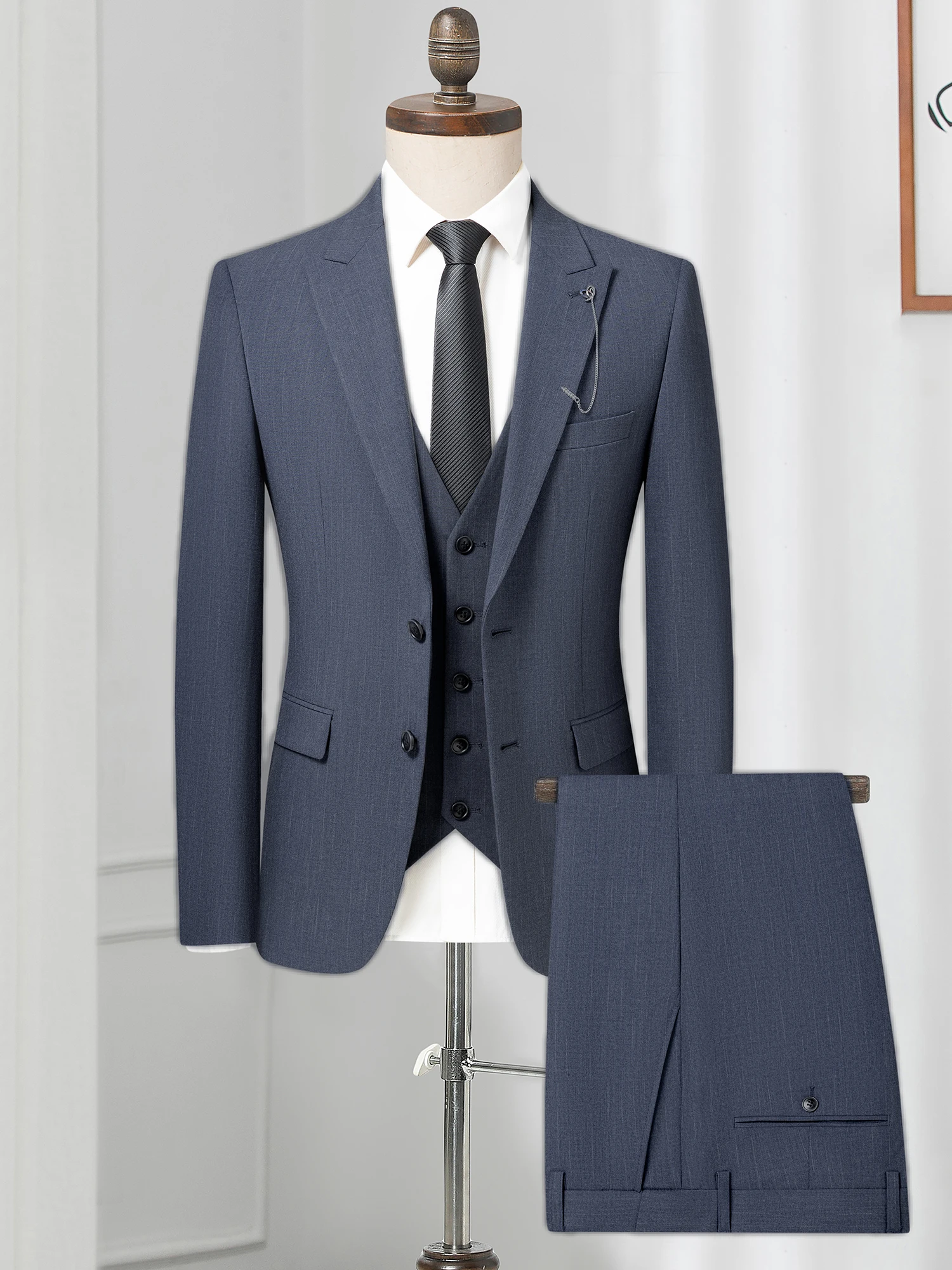 Summer Special Offer Plaid Three-Piece Suit for Men Wedding Business Casual Style Metal Decoration Ultra Slim Fit Polyester B...