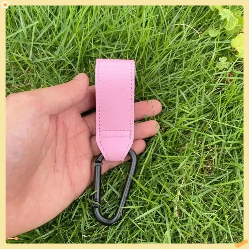 2 pçs ganchos de carrinho de bebê de couro gancho de carrinho de bebê pu ajustável gancho organizador saco de fraldas cabide crianças acessórios de viagem