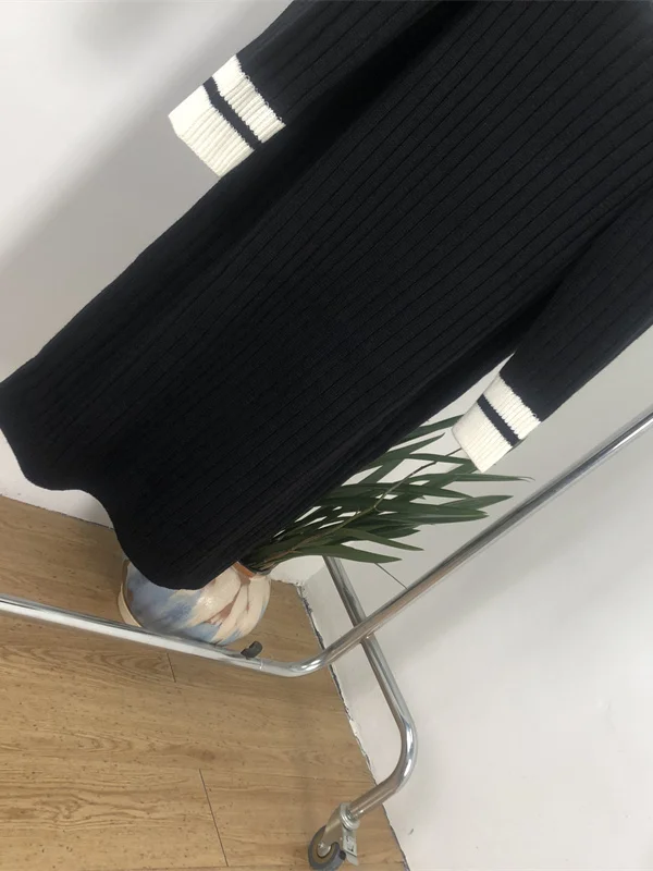 Ele V-Ne Knitted Dr… - image