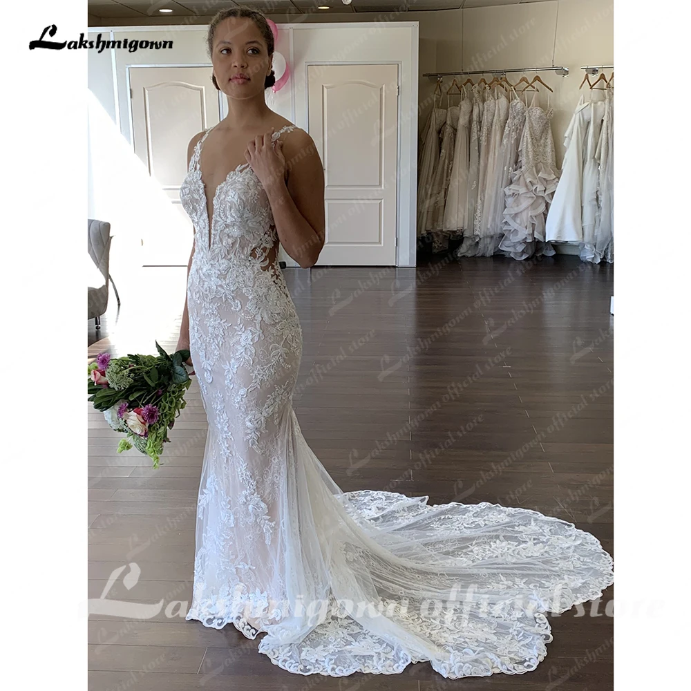 Lakshmigown Off White V Neck Lace Appliques Illusion Court Train Wedding Dress Boho Mermaid Customized vestido branco sereia