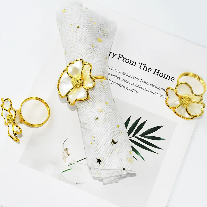 

1pc Acrylic Golden Floral Napkin Ring Holders Gold Edged Flower Napkin Ring Napkin Decorate for Weddings Christmas Thanksgiving